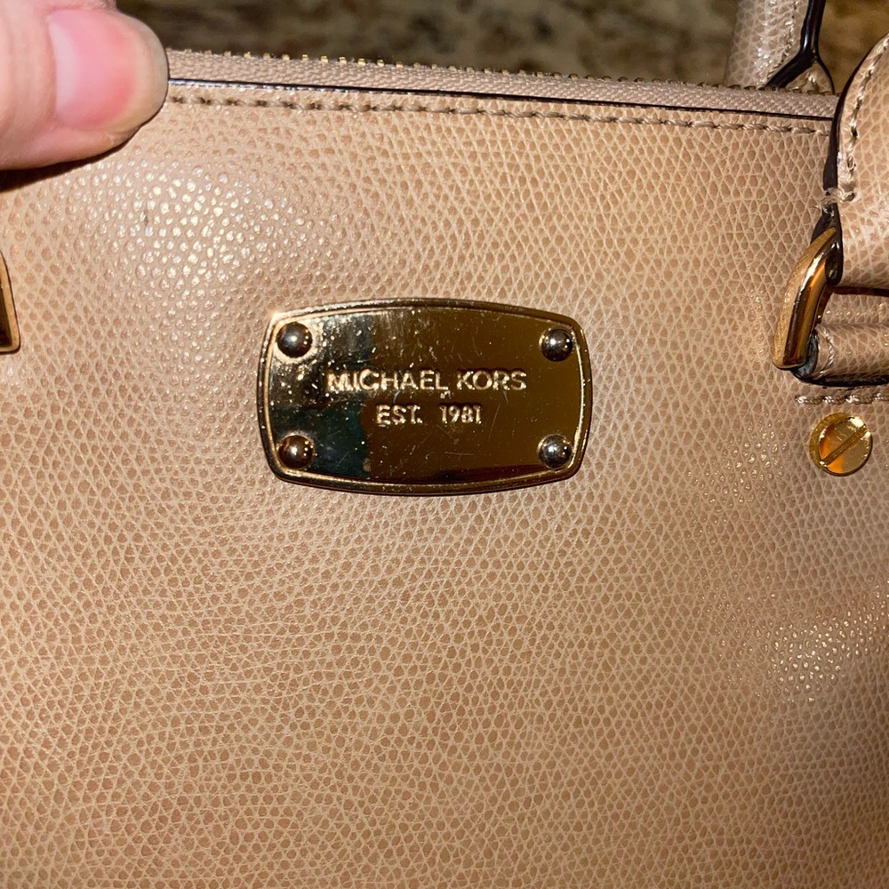 Michael Kors Cindy dome satchel - Picture 4 of 7